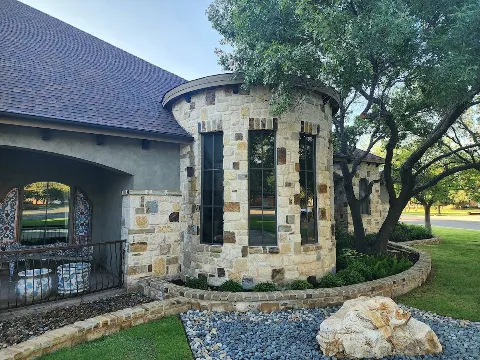 Jim Dayton Masonry in Midland