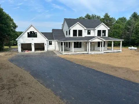 Snell Construction LLC in Brunswick