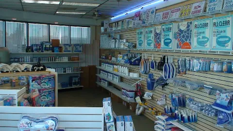 Del Real Pool Supply and Service photo 1