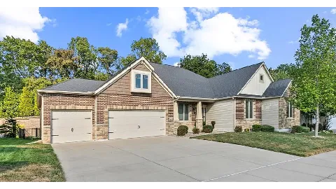 Don's Garage Door Repair in Chesterfield