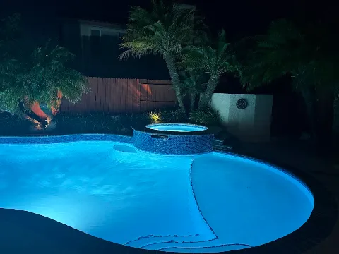 Absolute Pools Resurfacing Inc in Oxnard