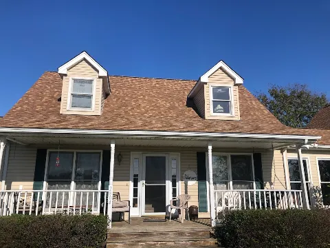 Peak Roofing photo 1