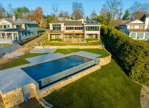 Rogliano Pools in Yonkers