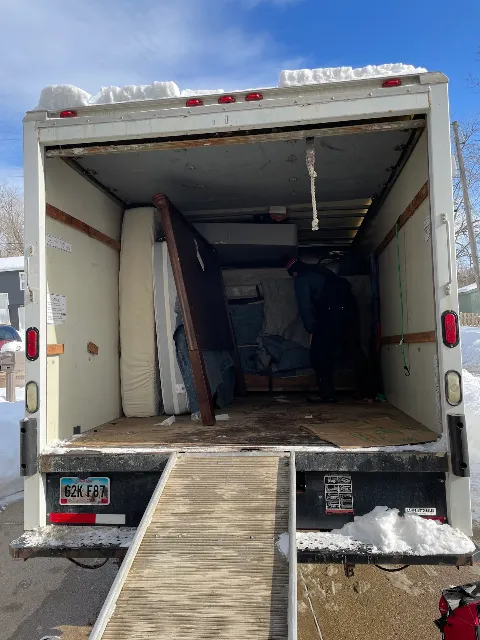 Venture Moving photo 1