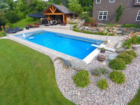 Bob's Pool Builders Inc. in Waukesha