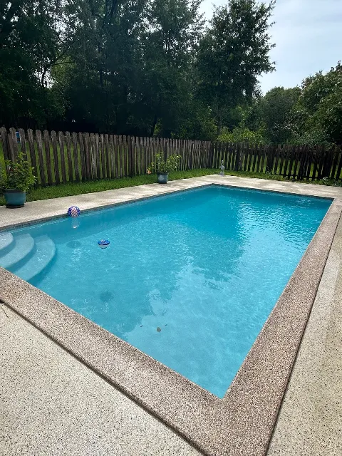 Edgewater Pool Service Llc photo 1