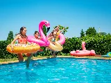 Deckside Pool & Spa photo 8