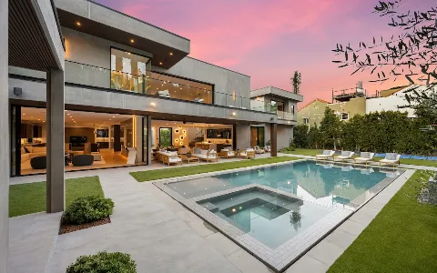 Rox Builders in Irvine