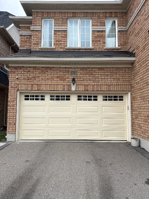 Evertrust Garage Doors in Kitchener
