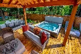 Rainforest Outdoor Living photo 8
