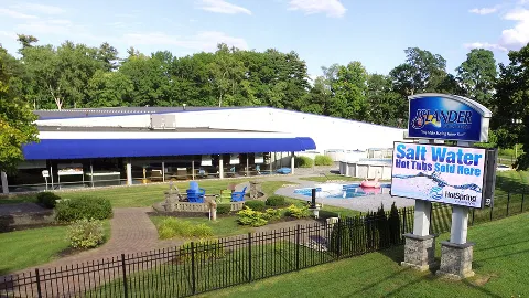 Islander Pools and Spas Inc. in Albany