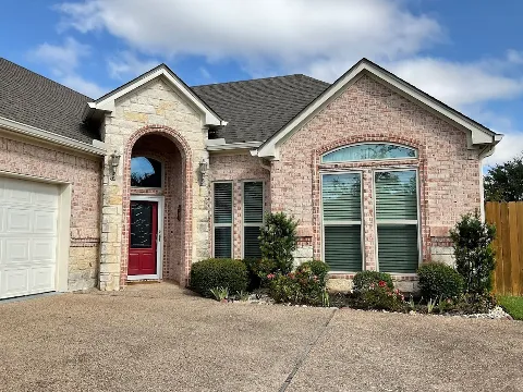 Universal Windows Direct of Central Texas in Waco