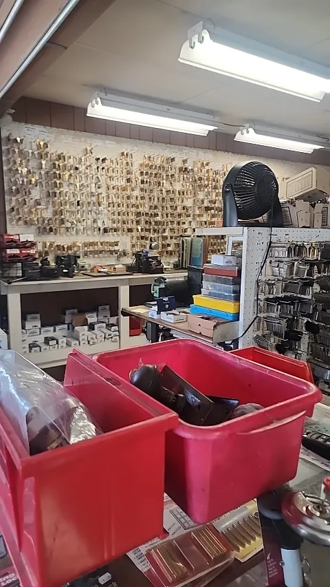 Vans Lock and Key Service, Inc. in Aurora