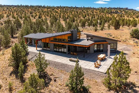 Solaire Homebuilders in Bend