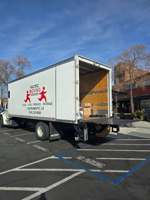 Pacific Moving Services in Roseville
