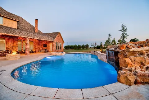Rose Hill Pools & Builders in Edmond