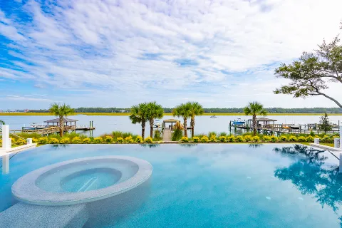Aqua Blue Pools of Hilton Head Island photo 1