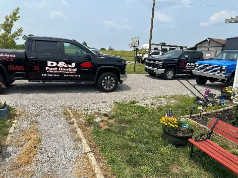 D&j pest control photo 1