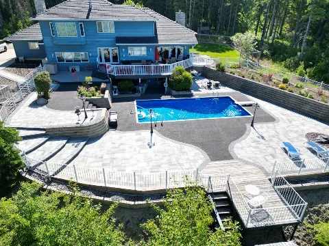 Monville Landscaping photo 1