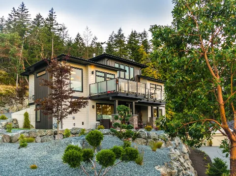 Alair Homes North Vancouver photo 1