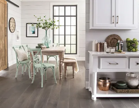 C & F Flooring and Rug Gallery in Little Rock