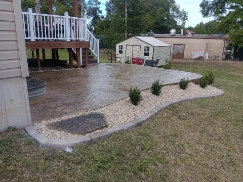 DA Concrete & Landscape LLC photo 1