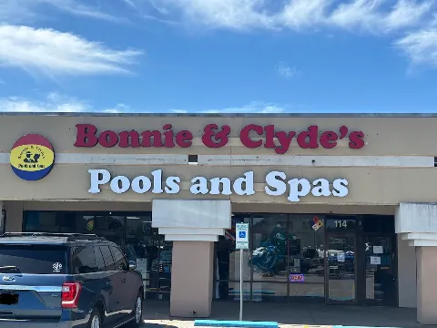 Bonnie & Clydes Pools and Spas photo 1