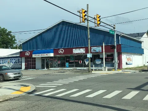 Holiday Pools Inc in Huntington