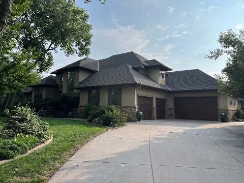 A-R Roofing & Exteriors photo 1