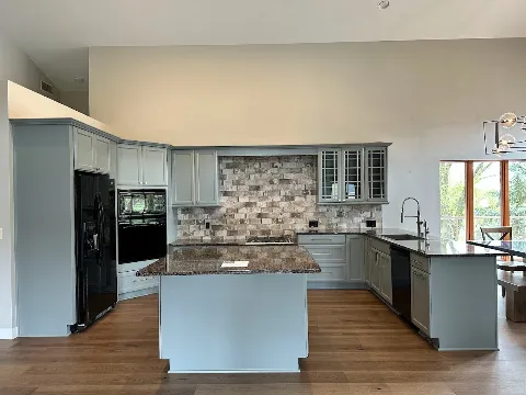 Beach House Painting LLC in Madison