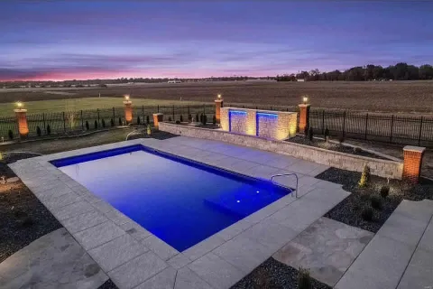 Aqua Works Pool Specialists, LLC in Belleville