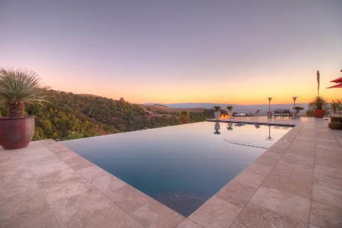 Drummond & Sons Pools in San Jose