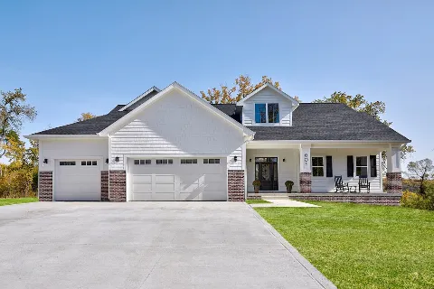 Embarq Signature Homes photo 1