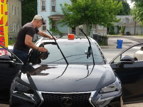 EZ Glass & Tow photo 1