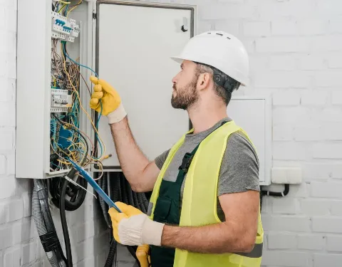 Orange Electrician Pros in Orange
