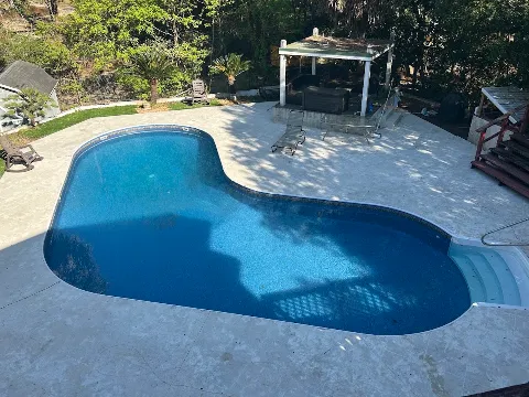 Pool Tech photo 1