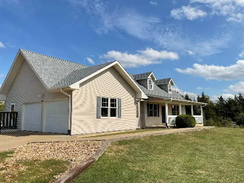 Prime Exterior Solutions in Columbia