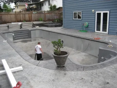 Taylor Made Pools in White Rock