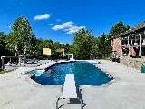 Big Wave Pool & Patio photo 8