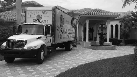 Safe and Easy Moving photo 1