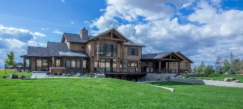 ST Custom Homes in Bozeman