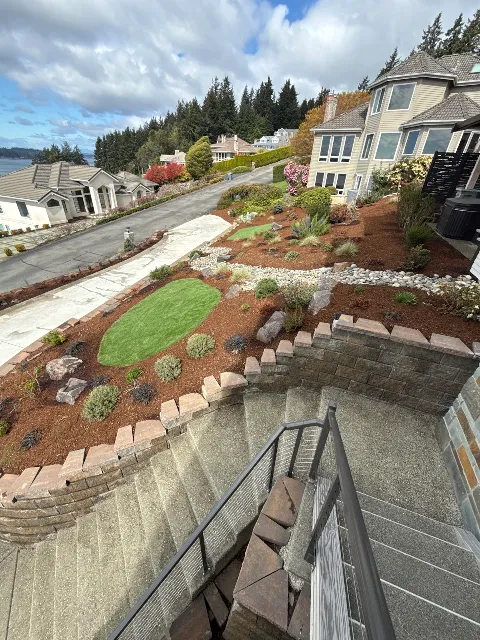 Aardvark Bark Blowing & Landscape Services, LLC in Tacoma