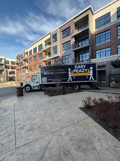 Easy Peazy Moving photo 1