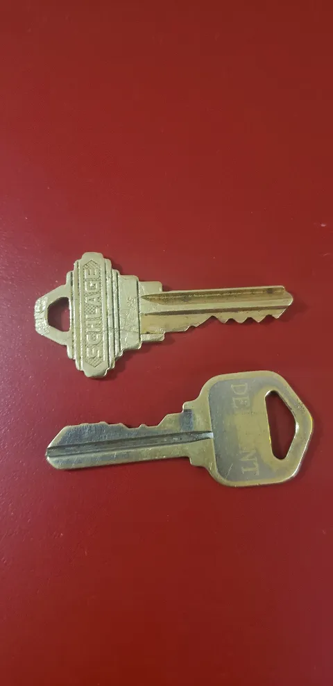 Oz Lock and Key photo 1