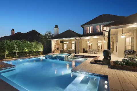Lucas Firmin Pools photo 1