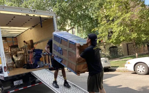 Mitzvah Movers and Junk Removal photo 1