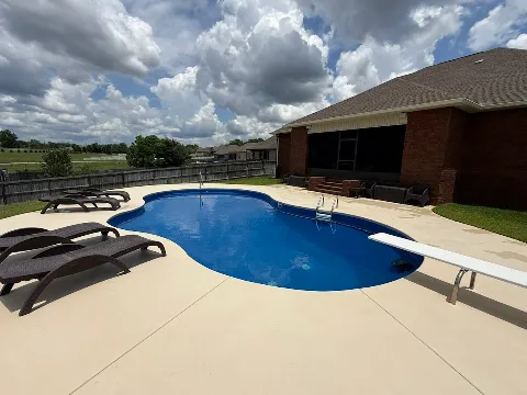 Blue Water Pool Service in Enterprise