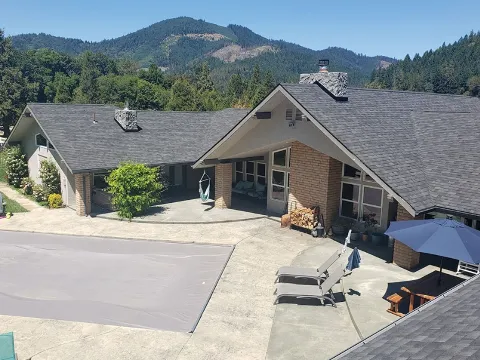 High Ridge Roofing & Gutters in Bend