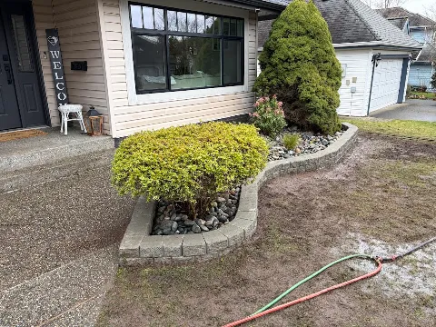 Ouellette Landscaping Ltd photo 1