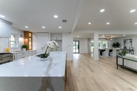 API Contracting & Remodeling in Arlington